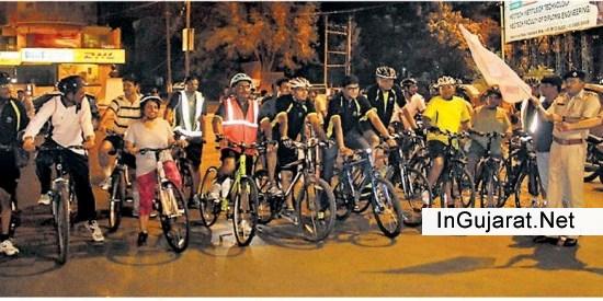 Cycle Ride Held in Vadodara by Night Riders Club for One Year Celebration