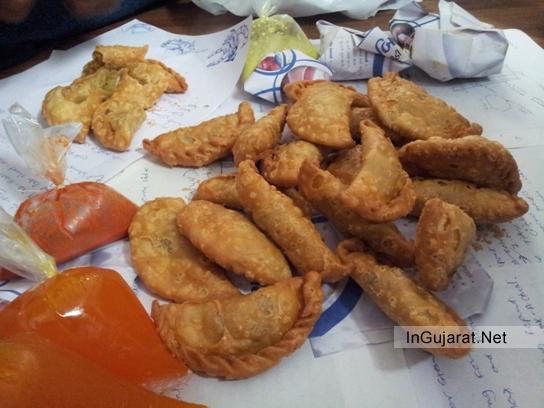 Gujarati Sweet Ghughra - Tasty Kathiyawadi Fast Food from Rajkot Gujarat