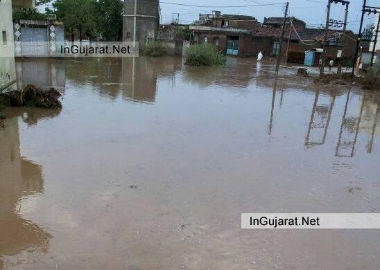 Heavy Rain in Rajkot 2014 - On 18 July 2014 It’s Heavy Raining in Rajkot from Early Morning LATEST NEWS