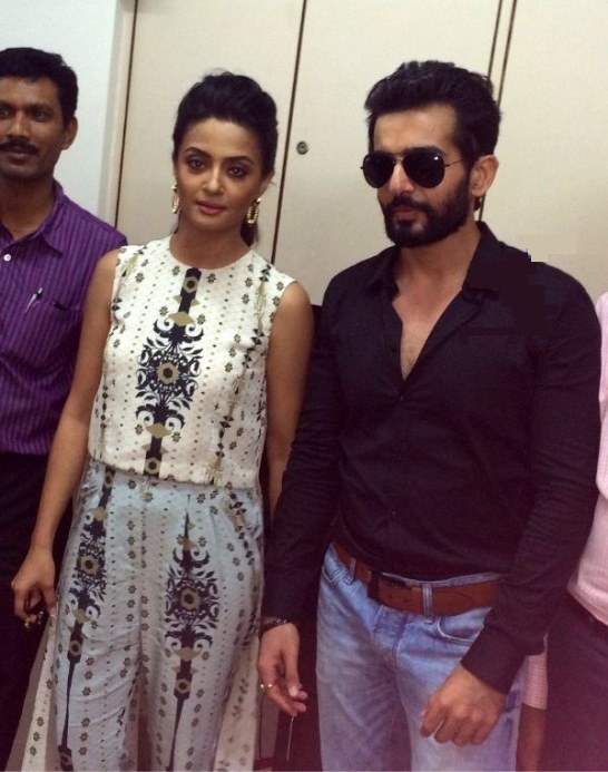 Surveen Chawla in Surat with Jay Bhanushali for Promotion Hate Story 2 Movie