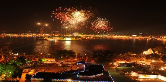 Kankaria Carnival 2014 in Ahmedabad