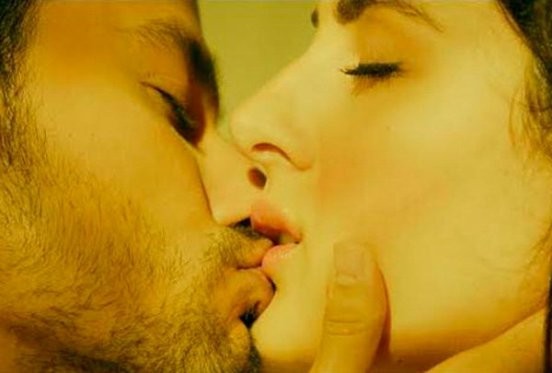 Bhaag Johnny  Hot Kiss and Bed Scene Photos